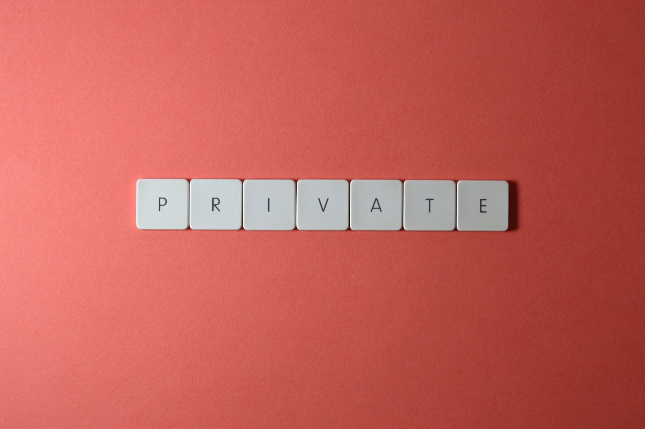 Imagem do artigo Privacidade em IA: como proteger dados com segurança