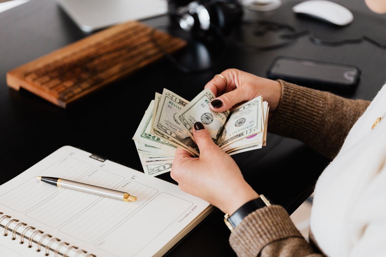 Imagem relacionada a 19 Prompts para Padronização de Rotinas em Planejadores Financeiros Pessoais