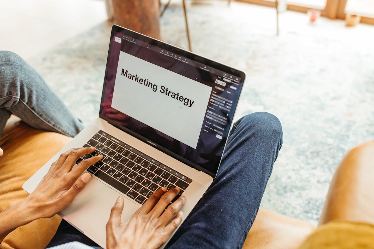 Imagem relacionada a 24 Prompts para Mapear KPIs e Métricas de Performance