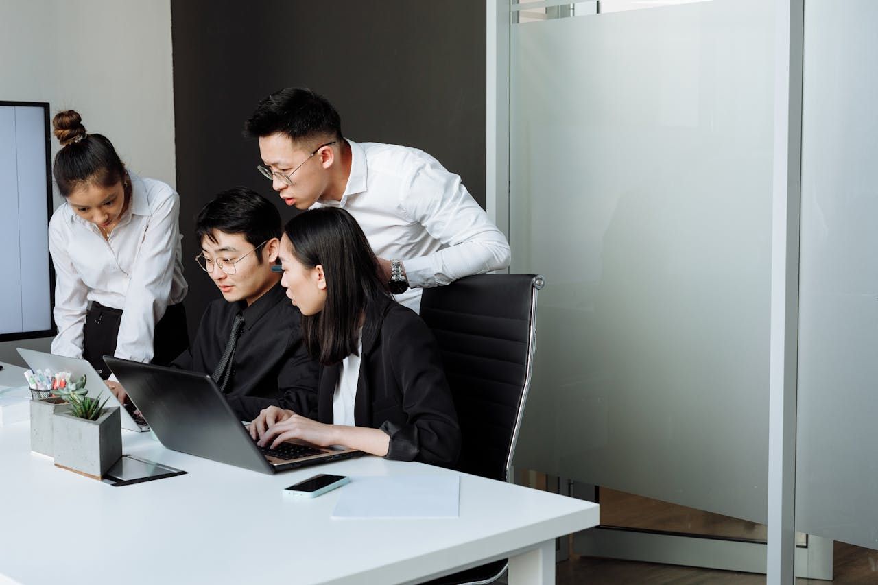 Imagem relacionada a 25 Prompts para Consultores Empresariais com Chat GPT
